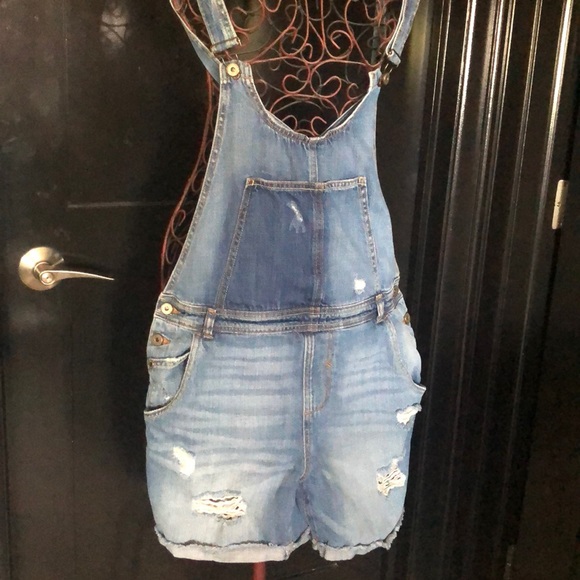 Zara Distressed Denim Short Overalls
